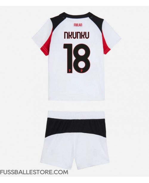 Günstige AC Milan Christopher Nkunku #18 Auswärts Trikotsatzt Kinder 2025-26 Kurzarm (+ Kurze Hosen) Günstige AC Milan Christopher Nkunku #18 Auswärts Trikotsatzt Kinder 2025-26 Kurzarm (+ Kurze Hosen)